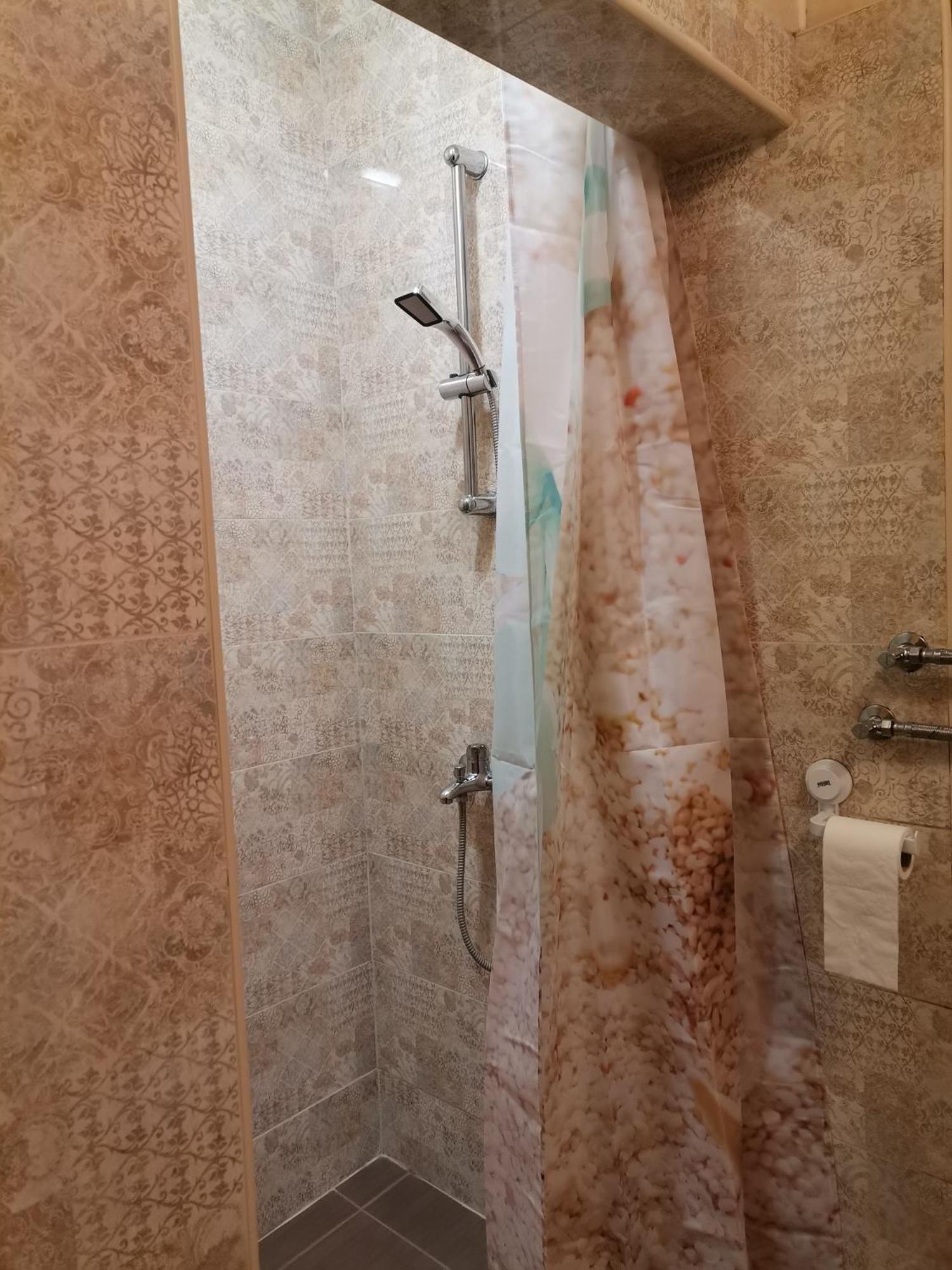 Аврамов Дом - Етаж От Къща Apartment Veliko Tarnovo Ngoại thất bức ảnh